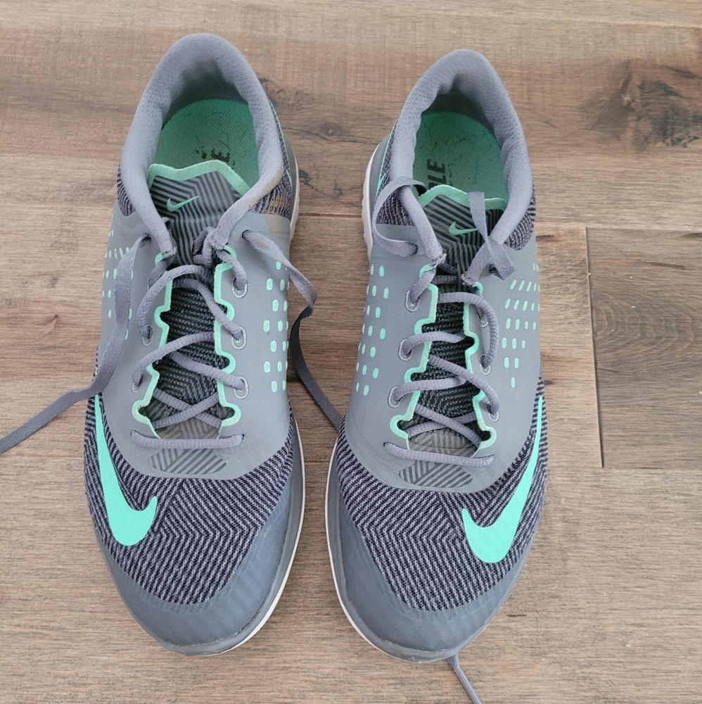 Nike